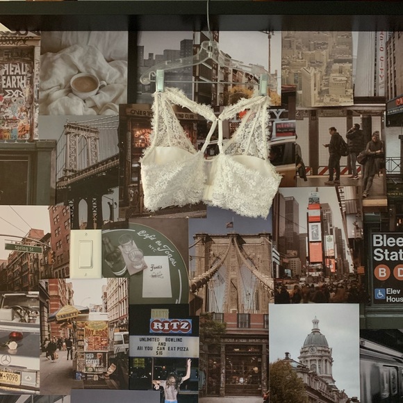 Lace Arie Bralette - Picture 2 of 2